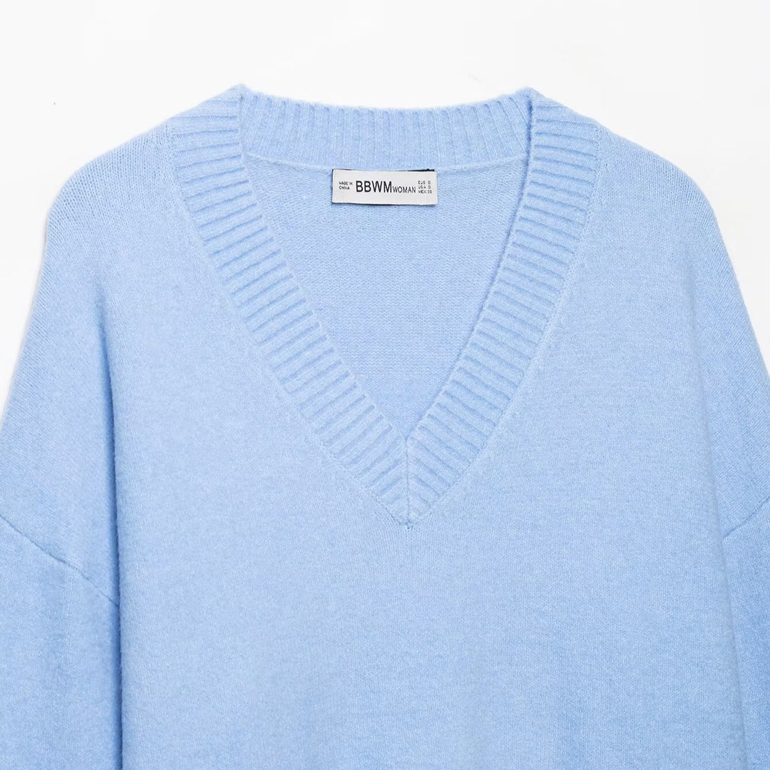 Women's Oversize V-Neck Fine Knit Sweater with Wide Ribbed Hem Amarae