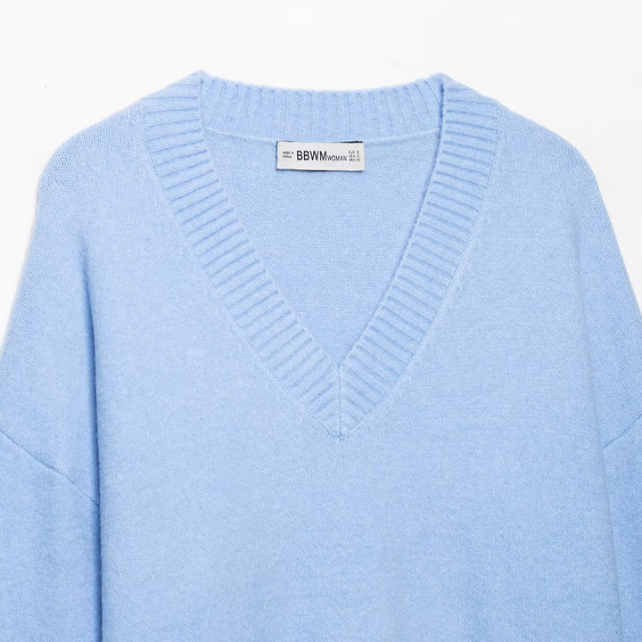 Women's Oversize V-Neck Fine Knit Sweater with Wide Ribbed Hem Amarae