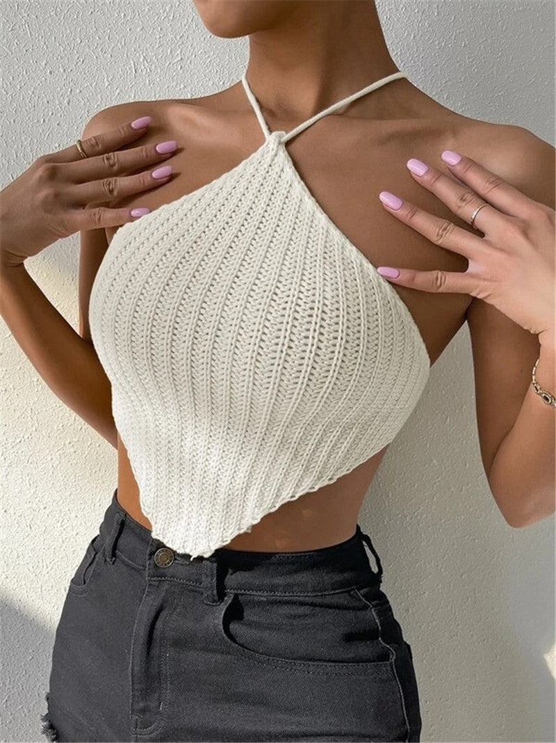 Women crochet crop-top with asymmetrical design Lune London