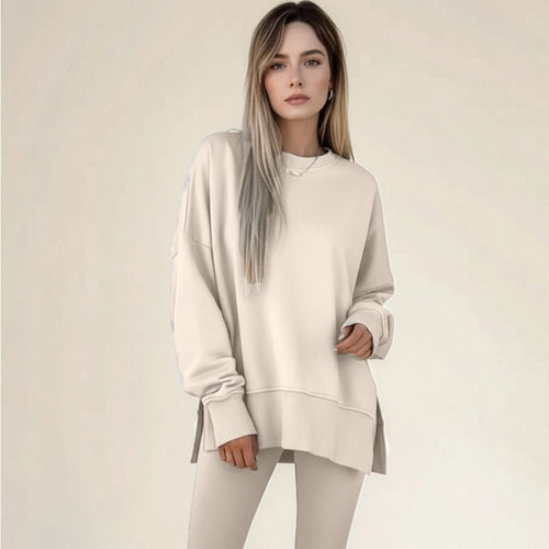 Ensemble de sport confortable pour femmes avec sweat-shirt ample et leggings ajustés Chic & Stil