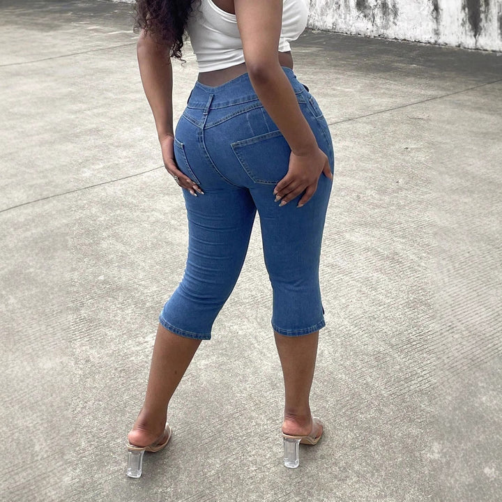 Women's high-waisted, three-quarter length stretch jeans with destroyed inserts and side seam slit Amarae