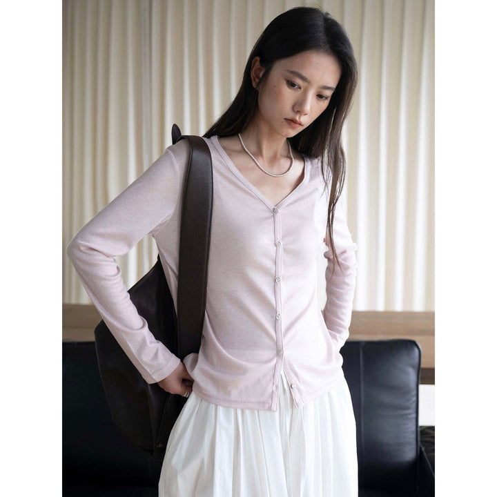 Women's Lightweight Viscose Fine Knit Cardigan with Buttonless Closure and Relaxed Fit Amarae