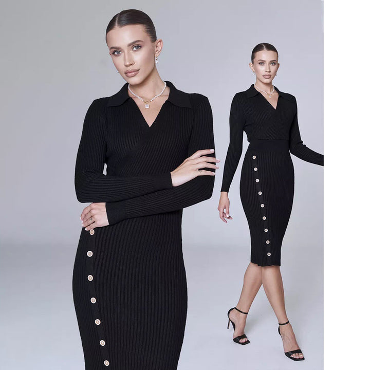 Robe en tricot pour femmes avec détails de boutons et élégant col en V Chic & Stil