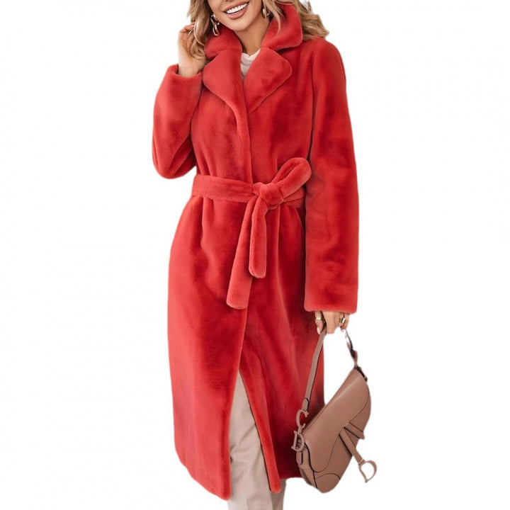 Long fleece coat for women with elegant collar and slim silhouette Lune London