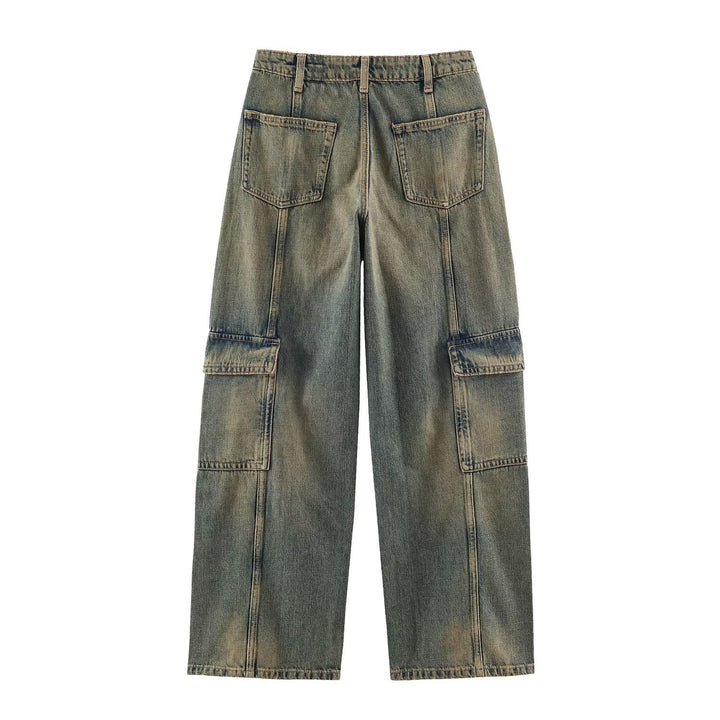 Women's cargo jeans with wide legs, high waist and patch thigh pockets Amarae