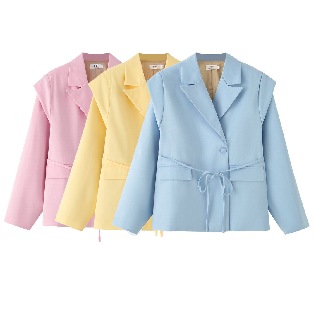 Ladies elegant blazer jacket with belt at the waist Lune London