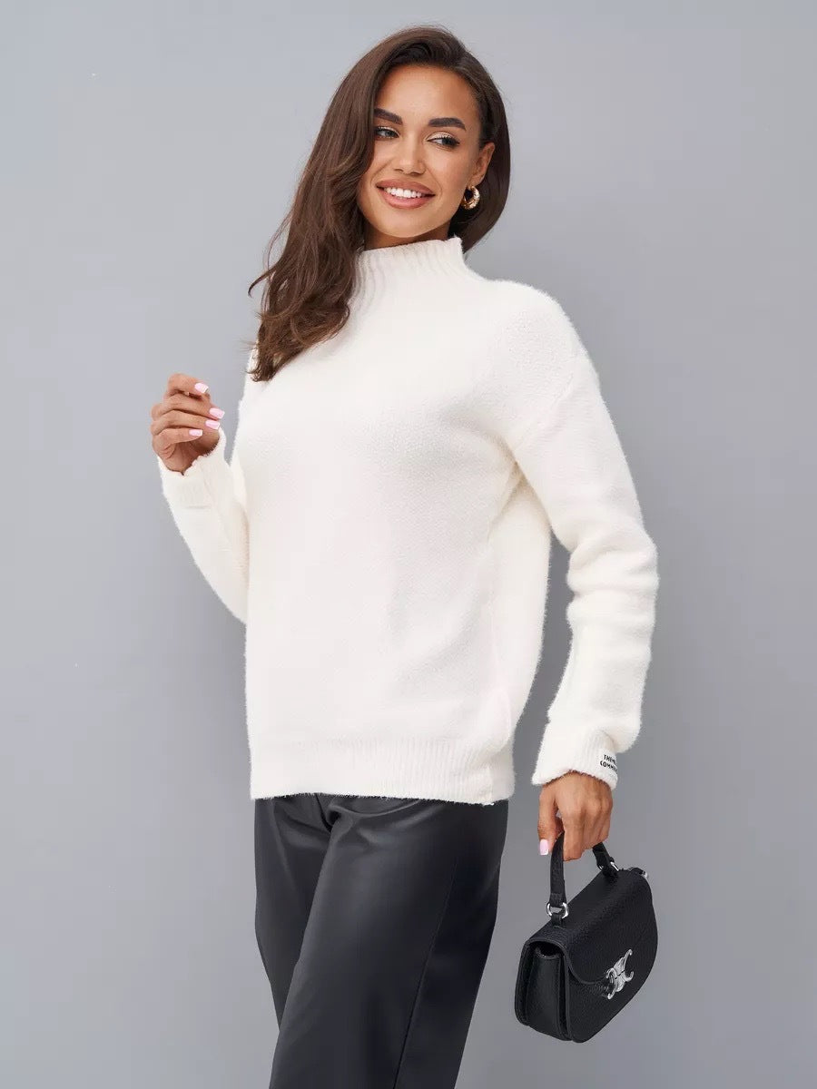Pull femme à col haut en tricot doux Chic & Stil