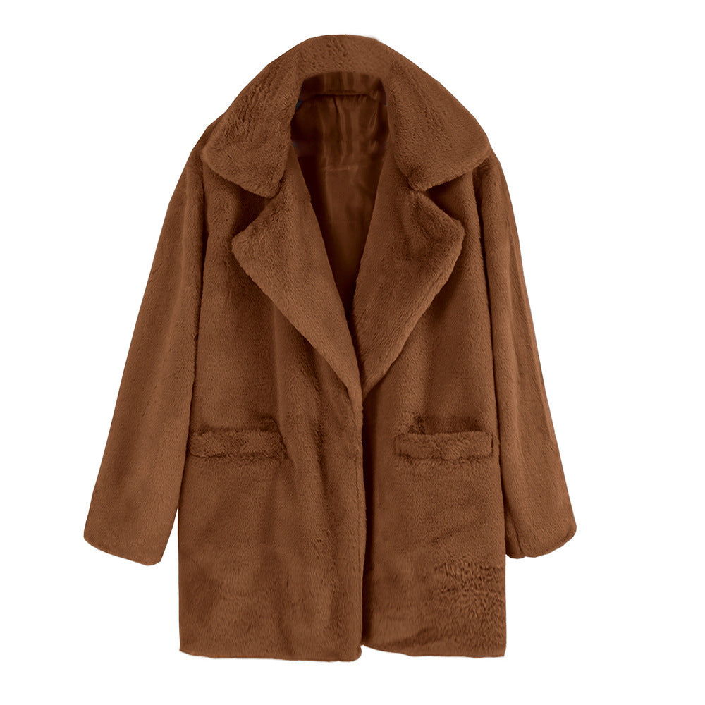 Ladies Elegant Artistic Fur Jacket with Applied Pockets and Large Lapels Lune London