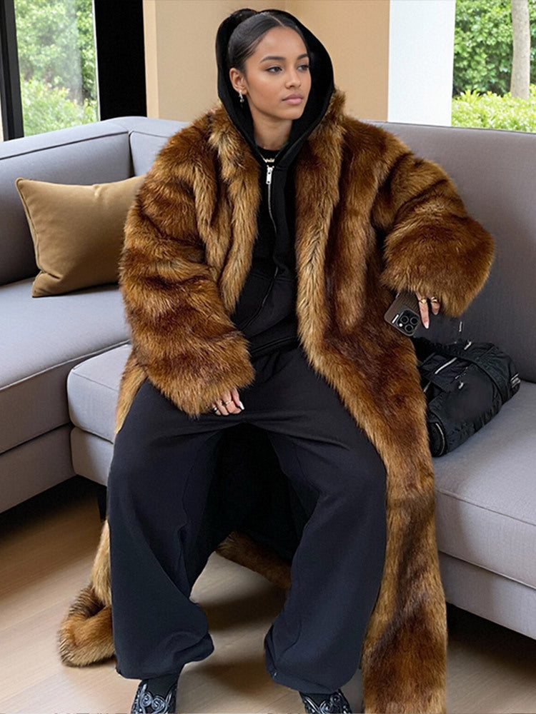 Women's Oversize Faux Fur Coat with Hood and Luxurious Fur Look Amarae