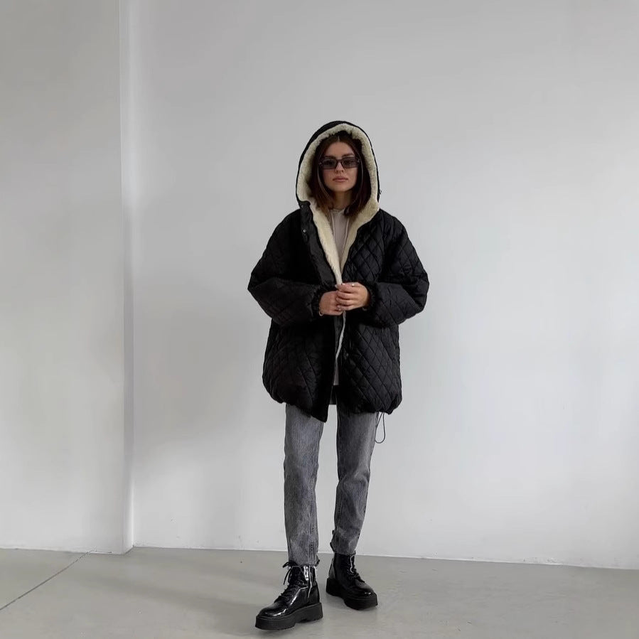 Ladies quilted parka with a high collar and soft lining Lune London