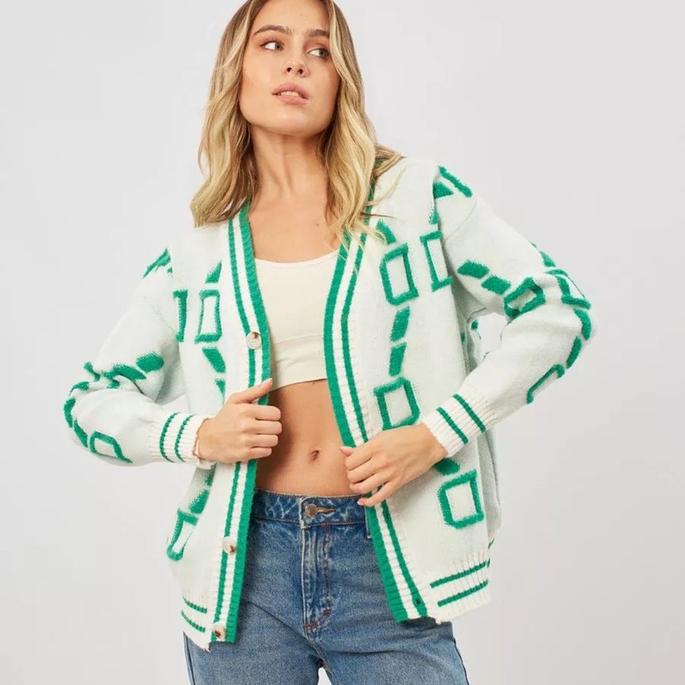 Cardigan féminin élégant avec motif géométrique et patte de boutonnage Chic & Stil