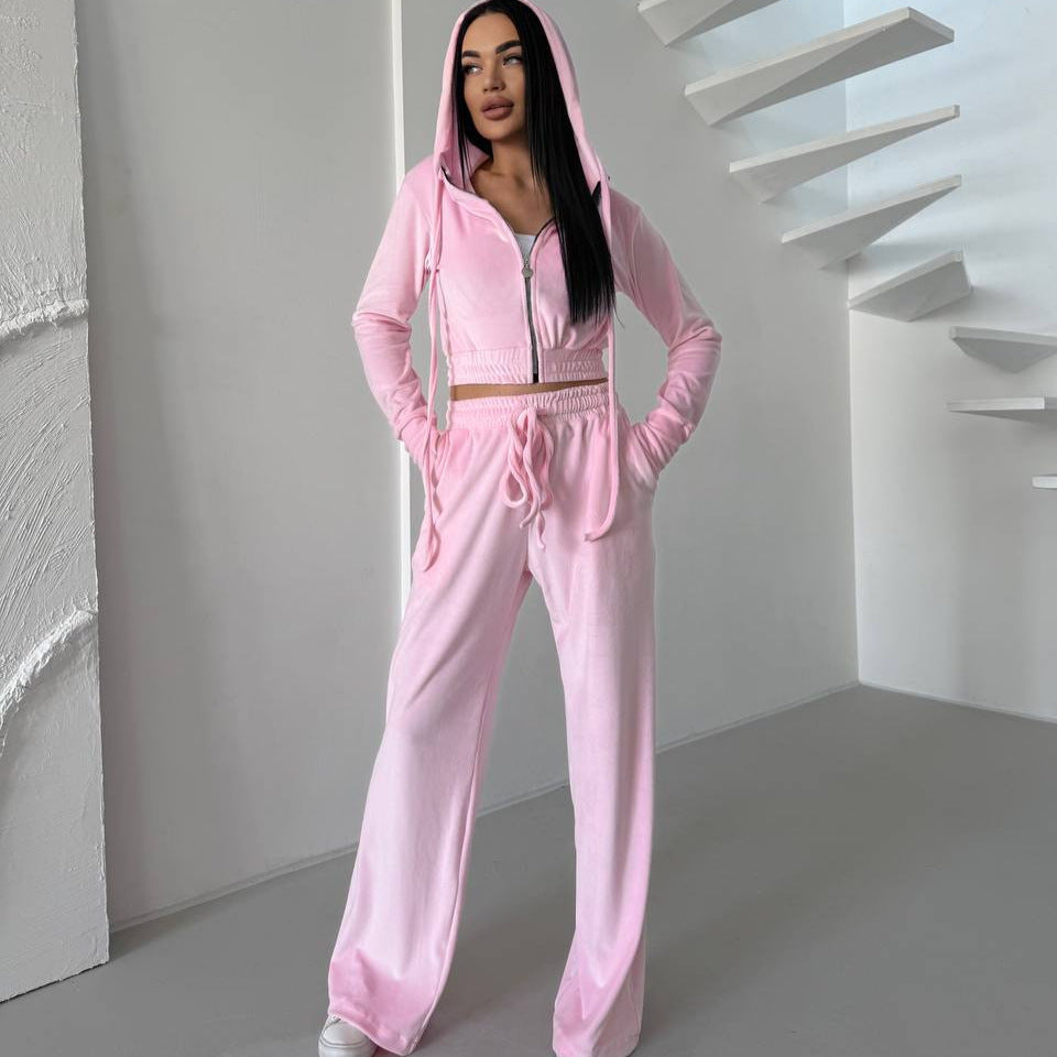 Women's Velvet Lounge Set with Tailored Hoodie and Elastic Pants Chic & Stil