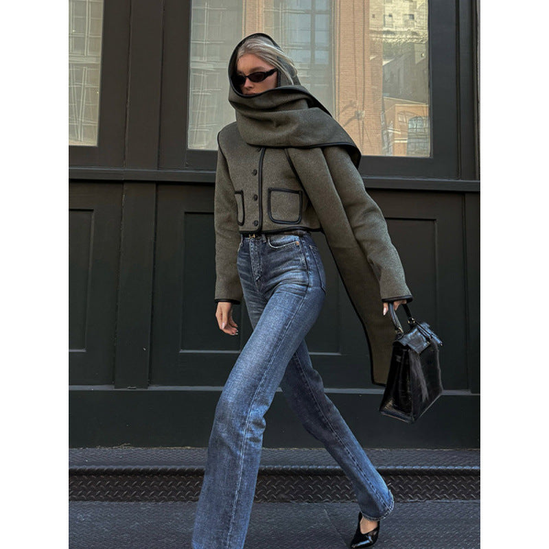 Ladies Elegant cropped jacket with chic scarf and refined pockets Lune London