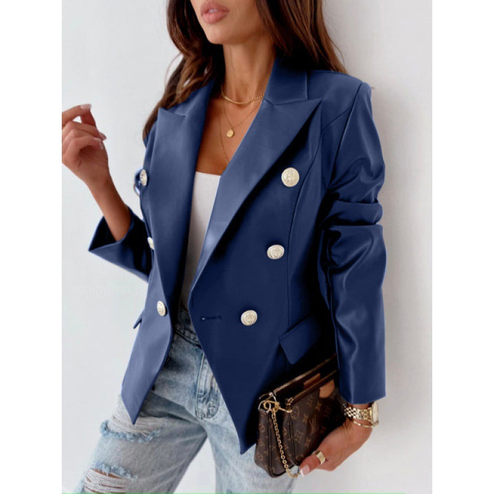 Trendy blazer jacket for women with double-breasted and elegant accents Lune London