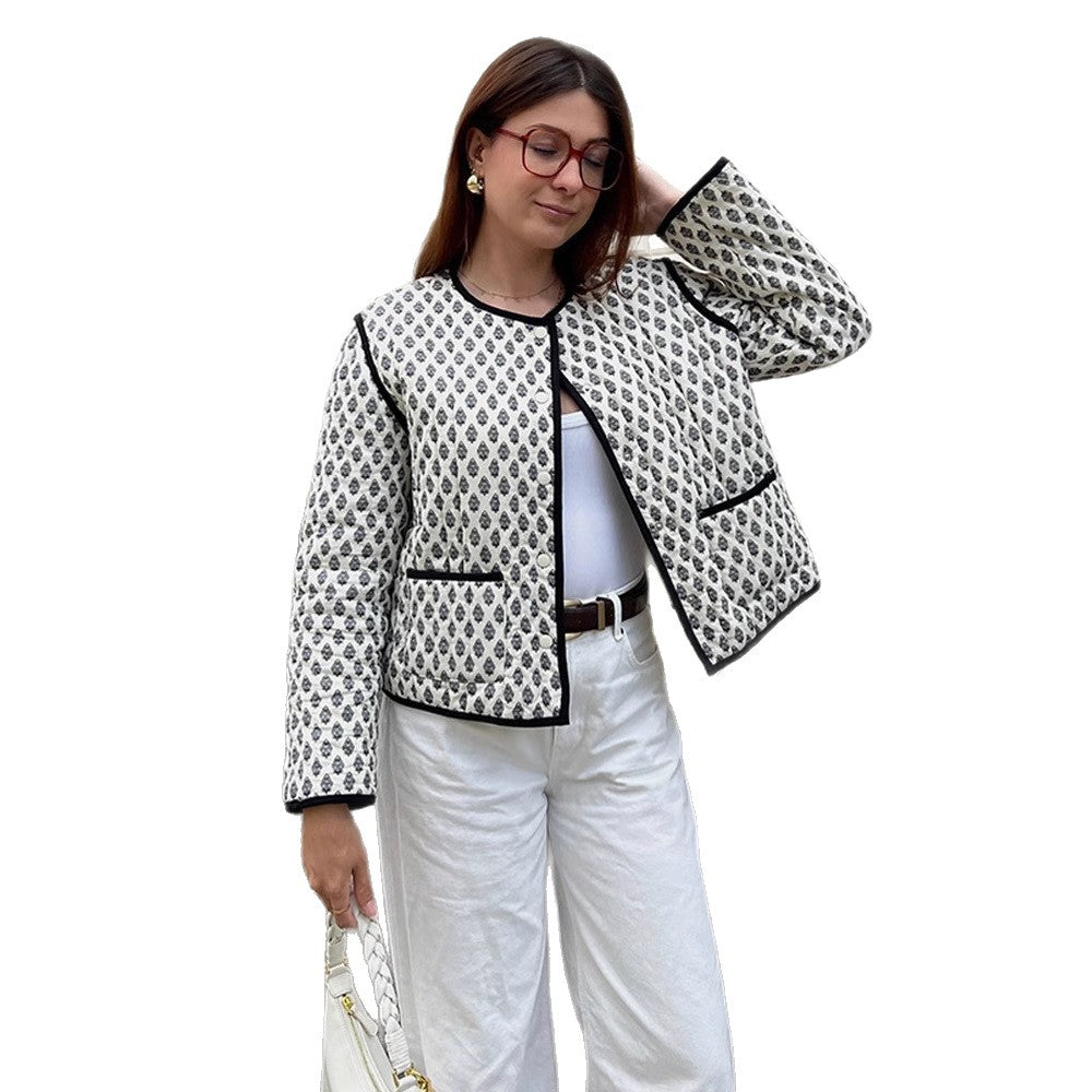 Ladies quilted short jacket with all-over pattern and contrasting piping Amarae
