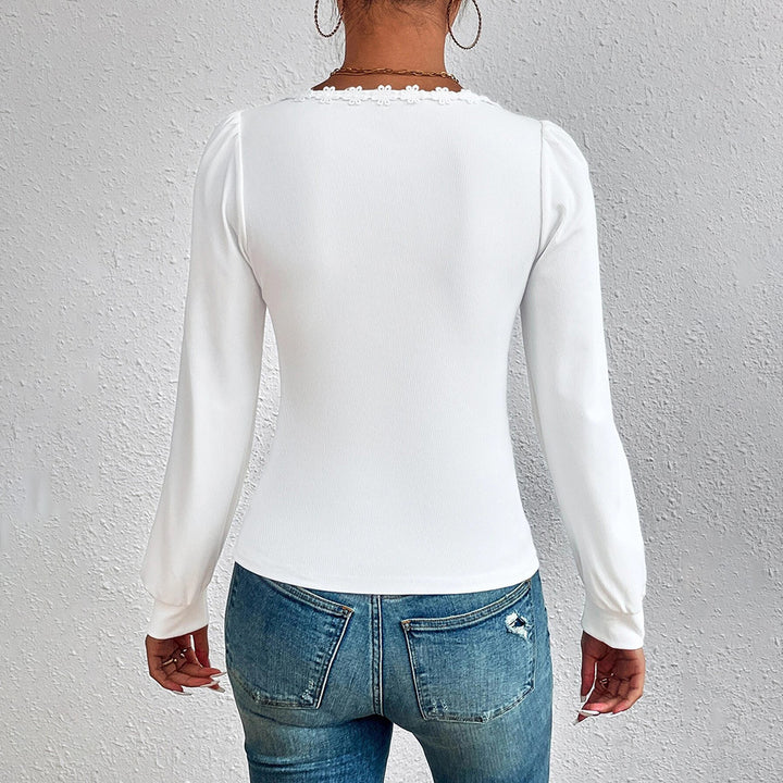 Chemisier à manches longues pour femmes avec décoration en volants élégante et silhouette ajustée Chic & Stil