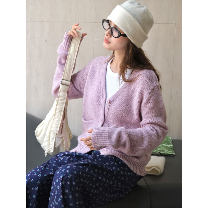 Women's fluffy oversized cardigan in mohair look with V-neck and patch pockets