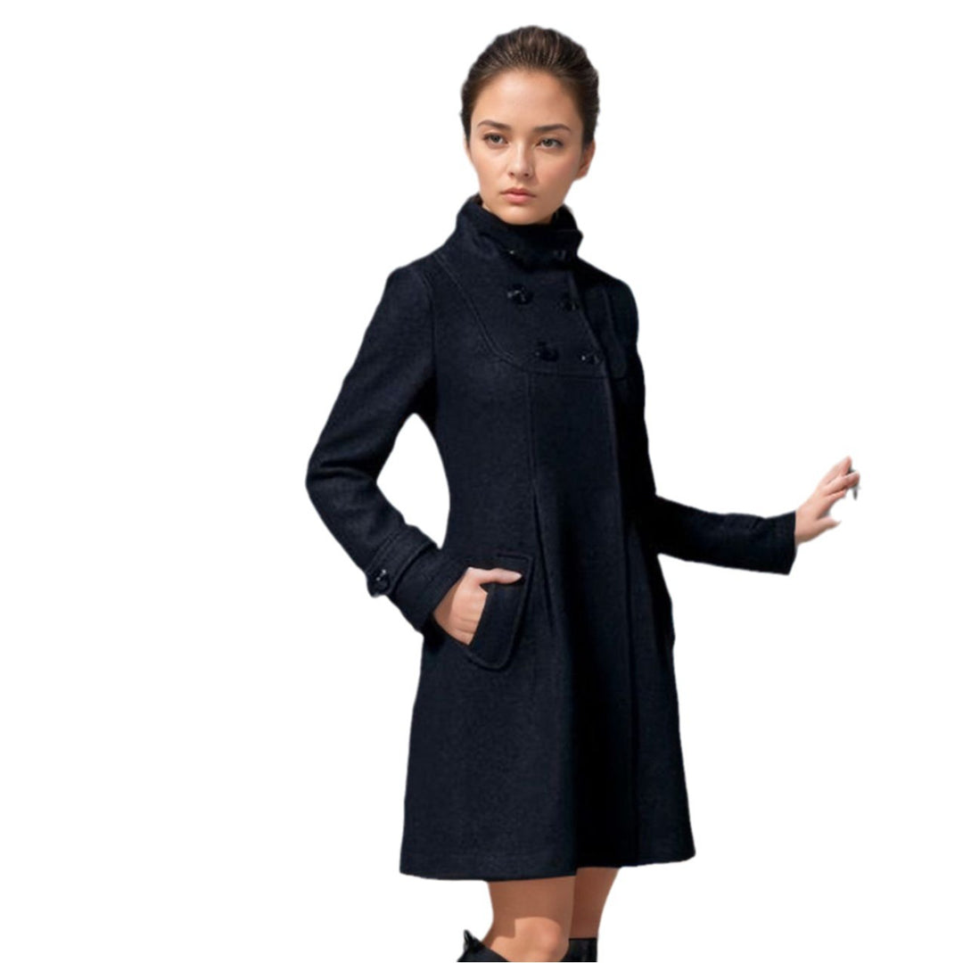Stylish trench coat for women with hood and practical pockets Lune London