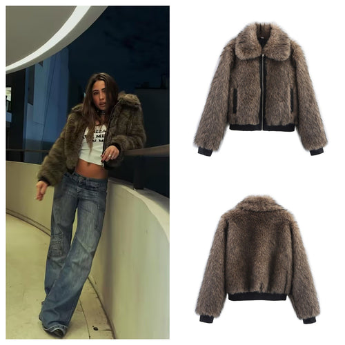 Ladies plush for women with trendy collar Amarae
