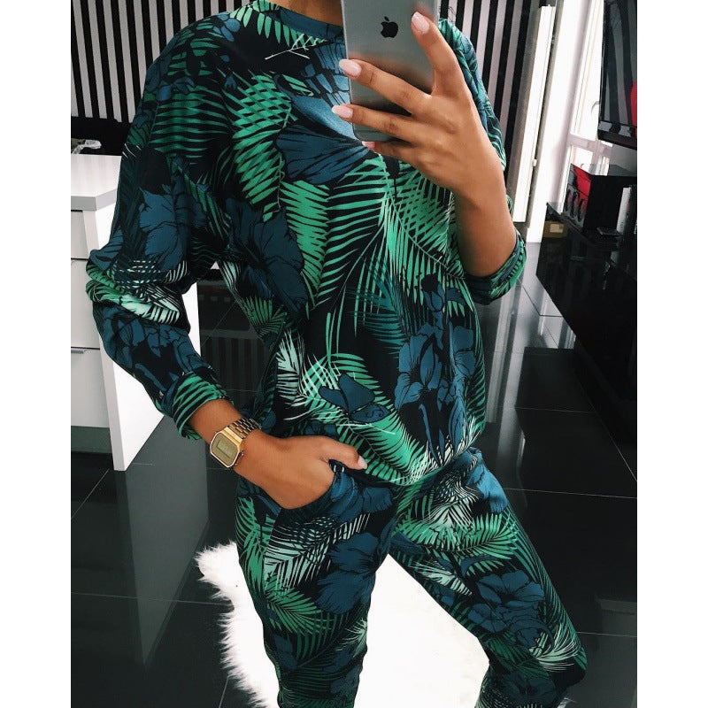 Ladies leisure set with floral pattern Amarae