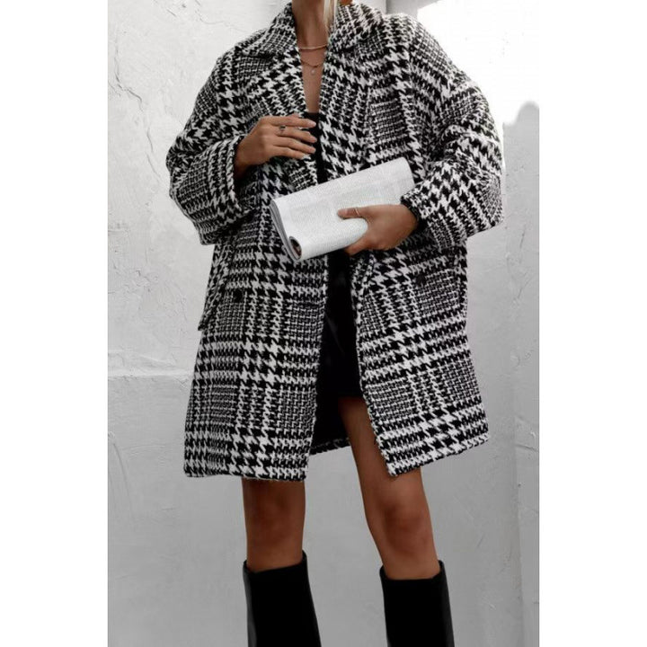 Oversized wool coat for women with check pattern and high collar Amarae