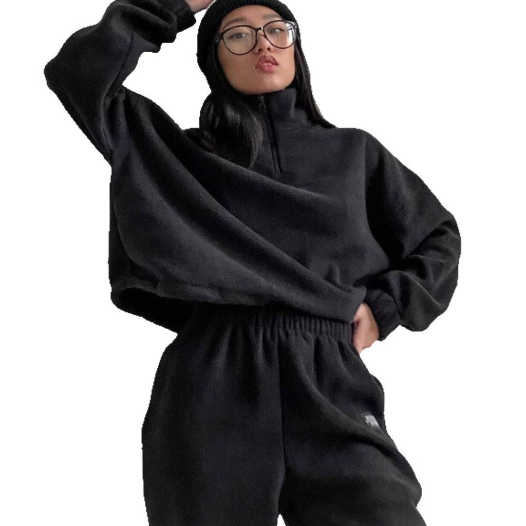 Women Comfortable and Stylish Loungewear Set with Elastic Waist and Chic Crop Top