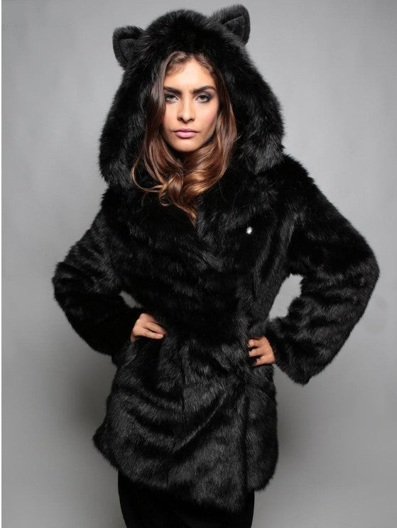 Cozy women's jacket with animal print and hood Lune London