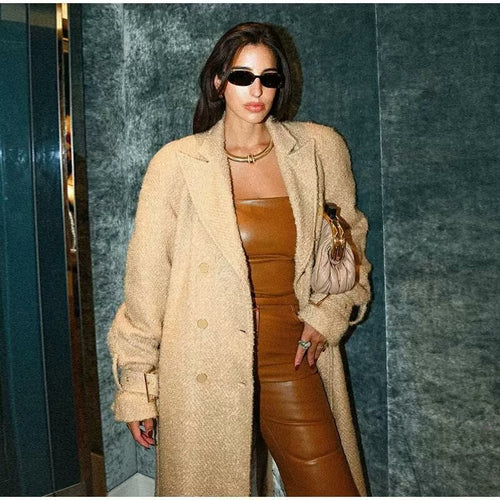 Elegant wool coat for women with belt detail Amarae