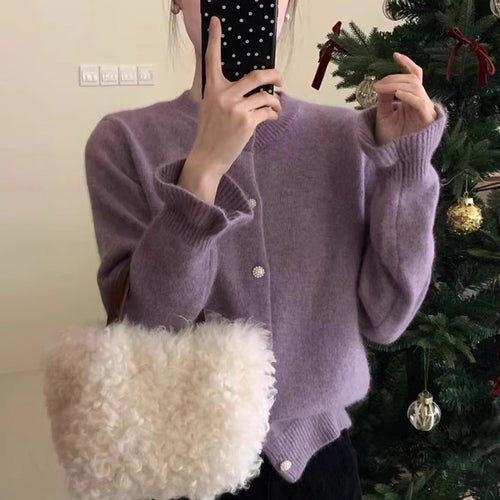 Cardigan confortable pour femmes avec fermeture élégante à boutons en perles Chic & Stil
