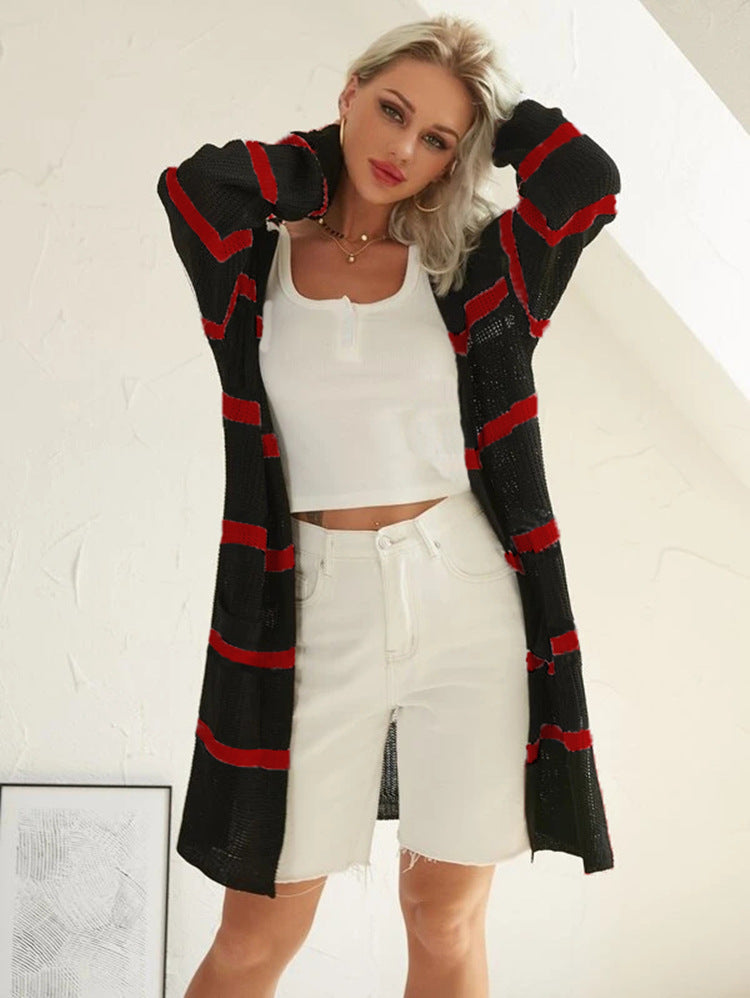 Women Plus size knitted cardigan with striped pattern and open design Lune London