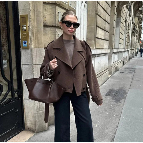 Elegant trench coat for women with adjustable belt and stylish buttons Amarae