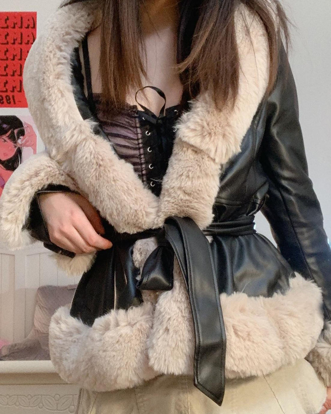 Amarae | Fur Collar Lacing At The Waist Stitched Pu Leather Jacket