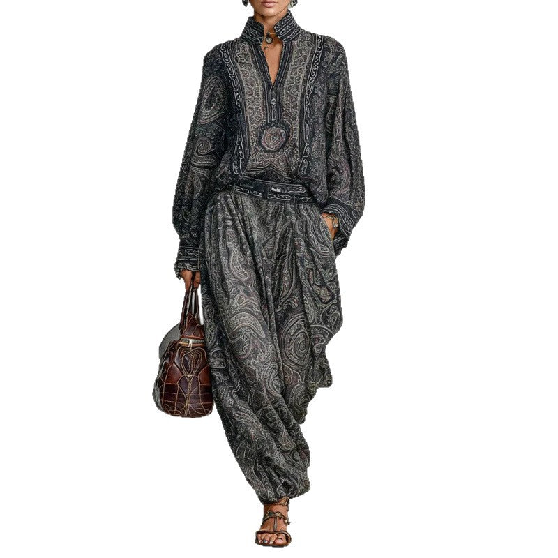 Women Flowing Boho Two-Piece Set with Loose Tunic and Harem Pants in Paisley Design Amarae