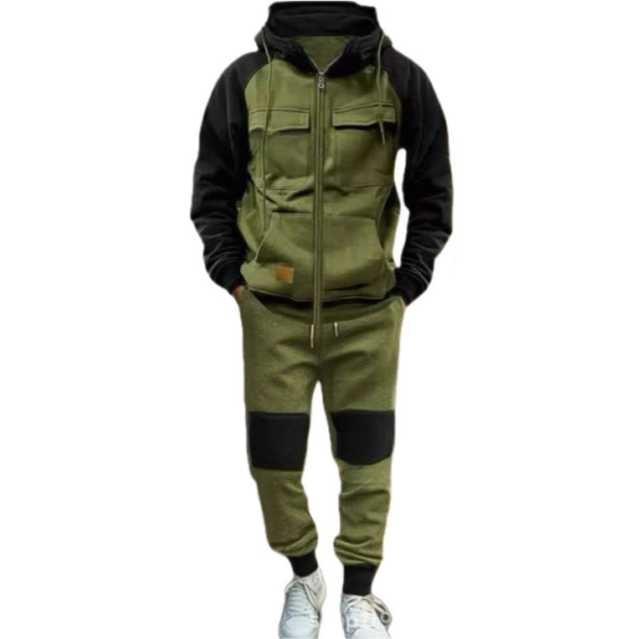 Functional leisure suit for men with practical pockets Lune London