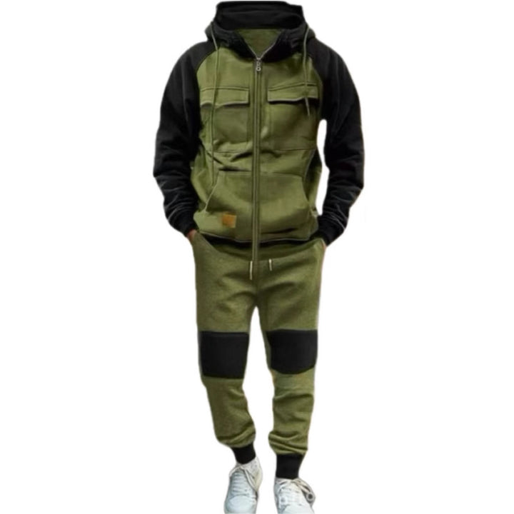Functional leisure suit for men with practical pockets Lune London
