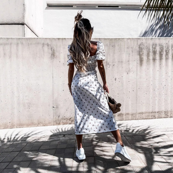 Lune London casual maxi dress for women with elastic top and floral pattern