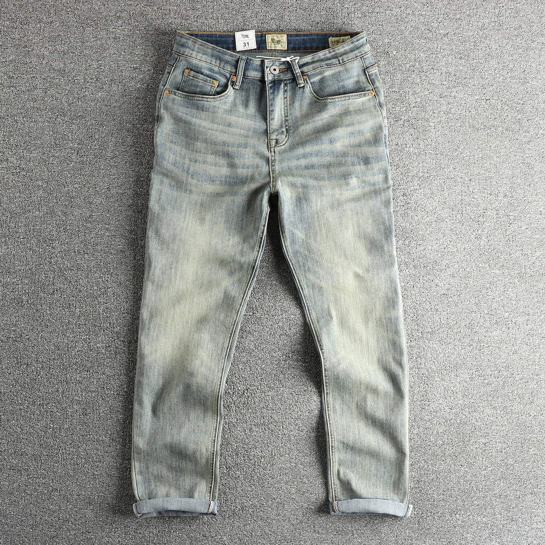 Slim fit jeans for women with a comfortable cut and a casual vintage look Lune London