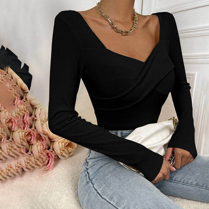 Bodysuit pour femmes à manches longues avec design enveloppant décoratif Chic & Stil