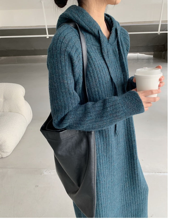 Pull en tricot pour femmes avec capuche et texture côtelée Chic & Stil