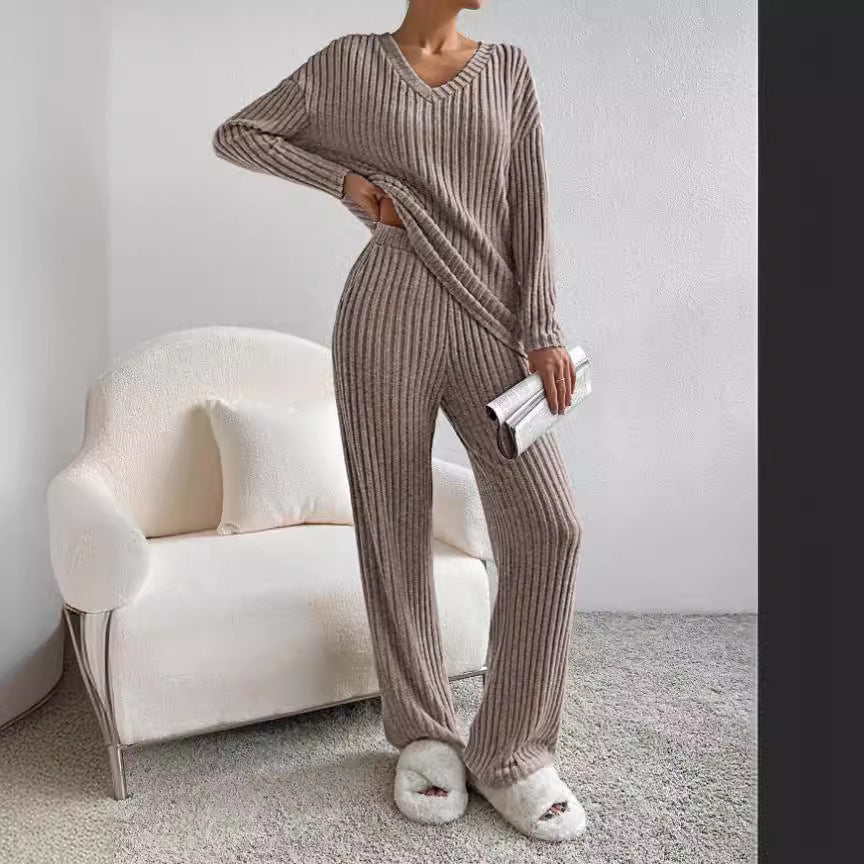 Lune London Soft Ribbed Fabric Leisure Set for Women with V Neck