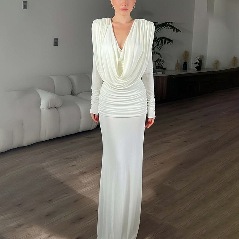Robe Maxi Élégante pour Femmes avec Encolure Wrap Sophistiquée et Détails Drapés Chic & Stil