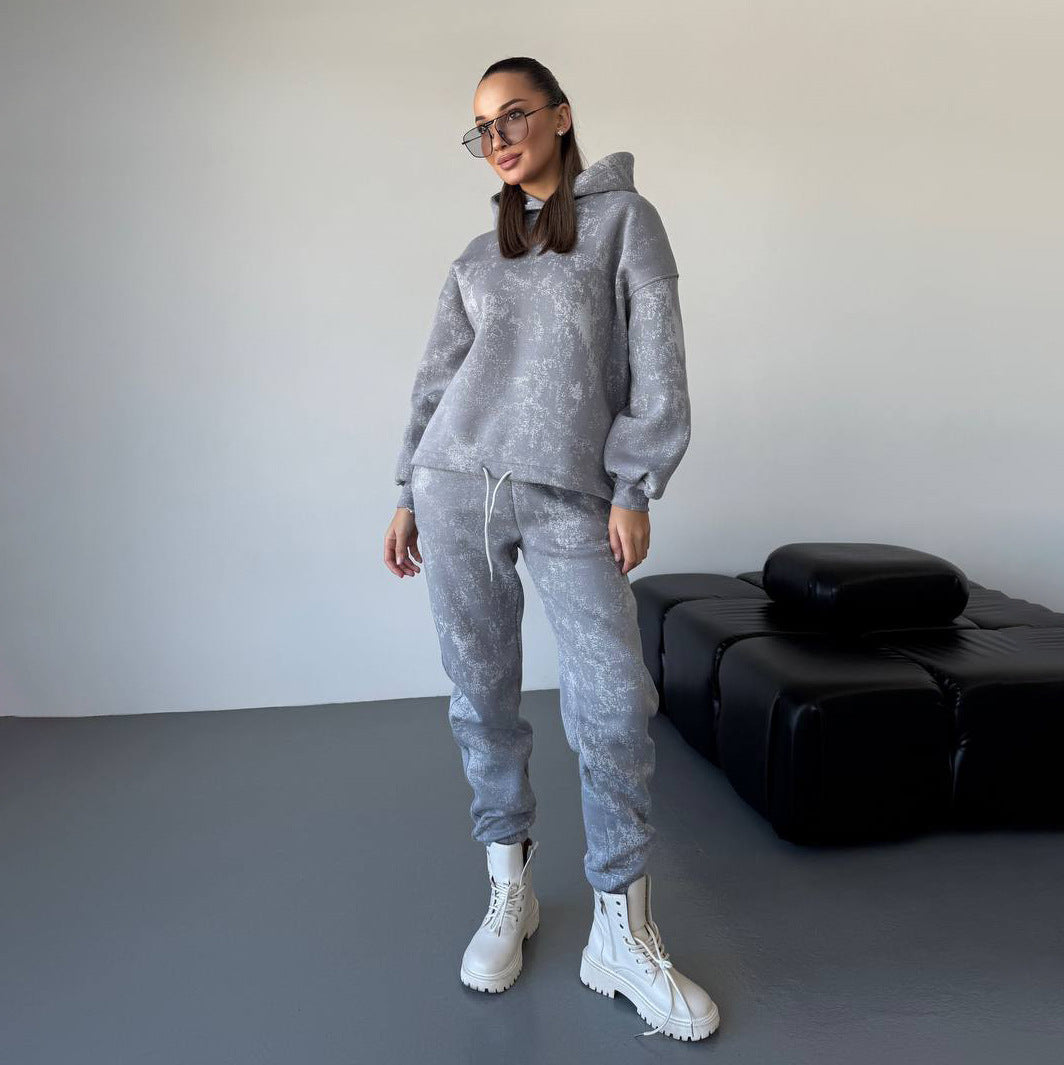 Women's sports set with a casual hoodie and comfortable joggers Lune London