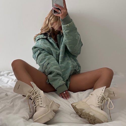 Oversized denim jacket for women with a relaxed fit and practical pockets Amarae