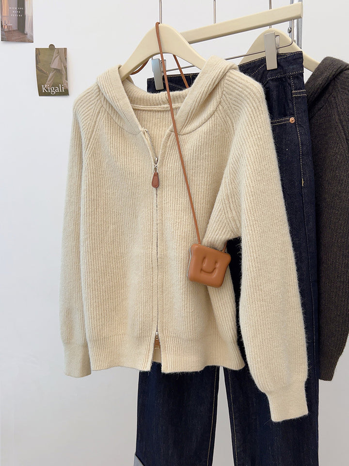 Ladies trendy hoodie with zipper and textured design Lune London