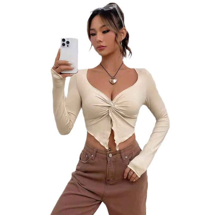 Fitted long sleeve shirt for women with a trendy knot detail Lune London