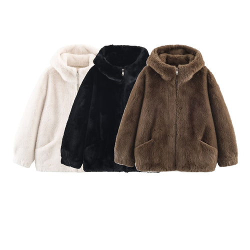 Ladies Cozy and luxurious faux fur jacket with hood and practical pockets Amarae