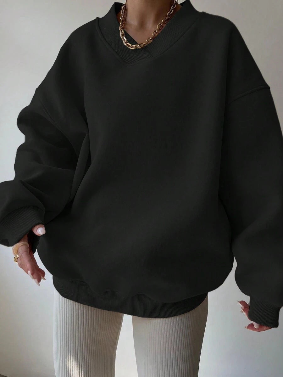 Oversized sweatshirt for women with deep V-neck and relaxed fit Lune London