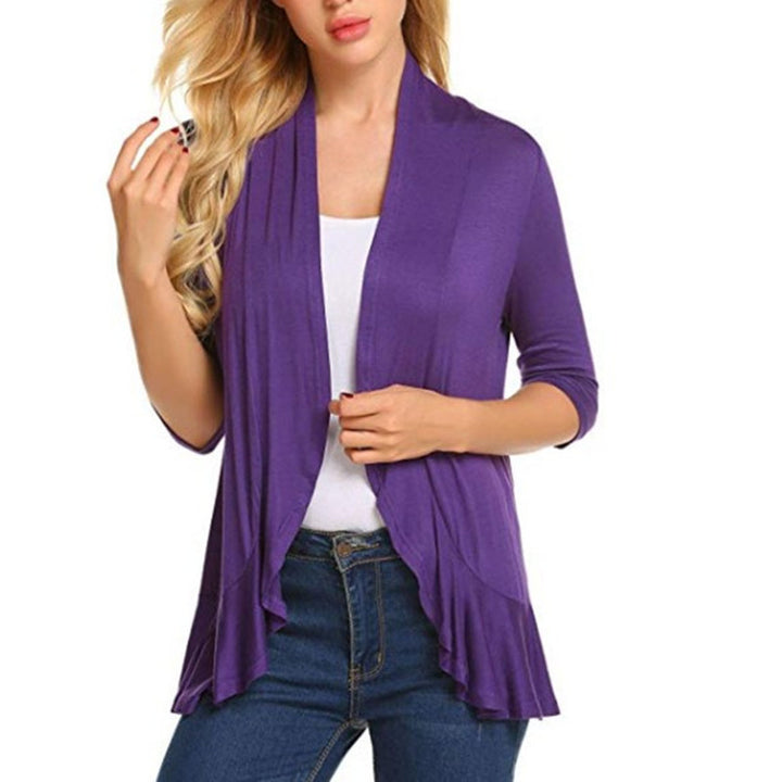 Women's Fashionable Cardigan with Asymmetrical Cut and Flattering Details Chic & Stil