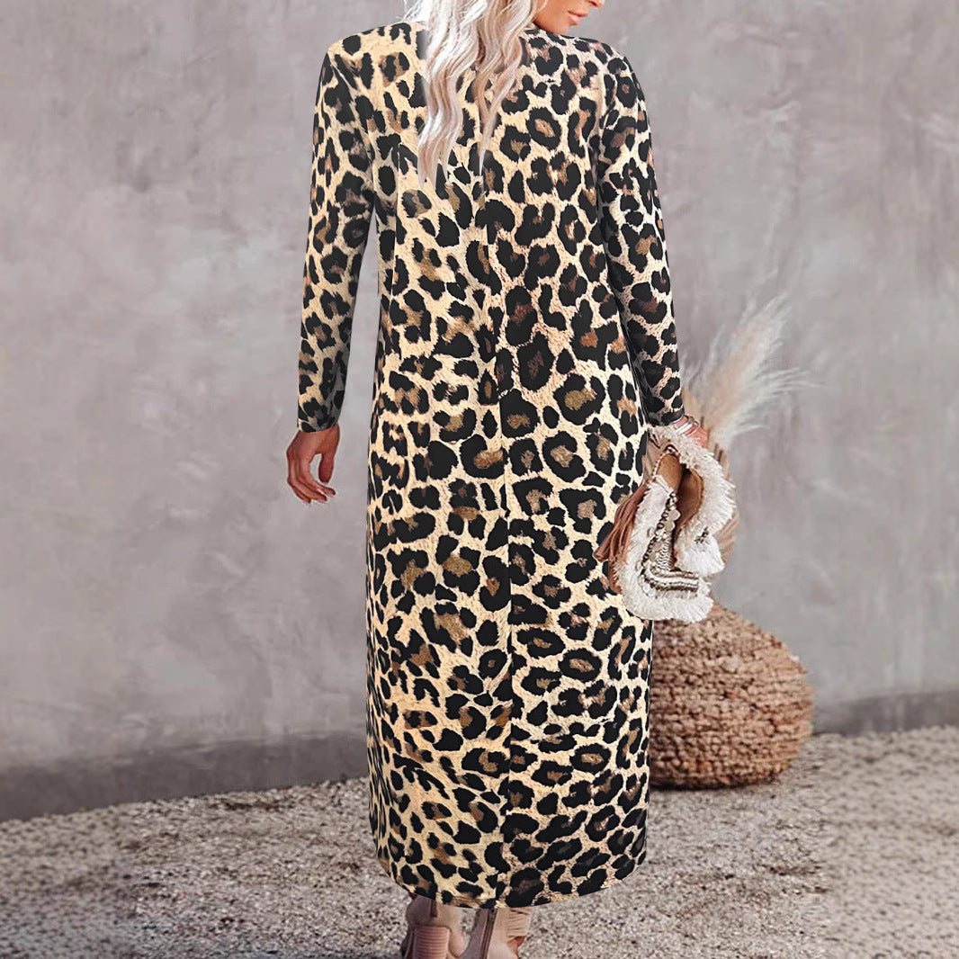 Maxi dress for women with a trendy leopard print and an elegant wrap design Lune London