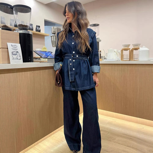 Denim blouse for women with fitted buttons and trendy cut Amarae